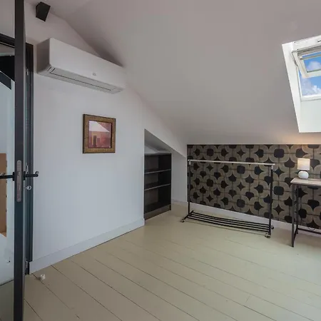 Prázdninový dům La Terrasse - Wifi - Parking - Gare Laval (Mayenne)