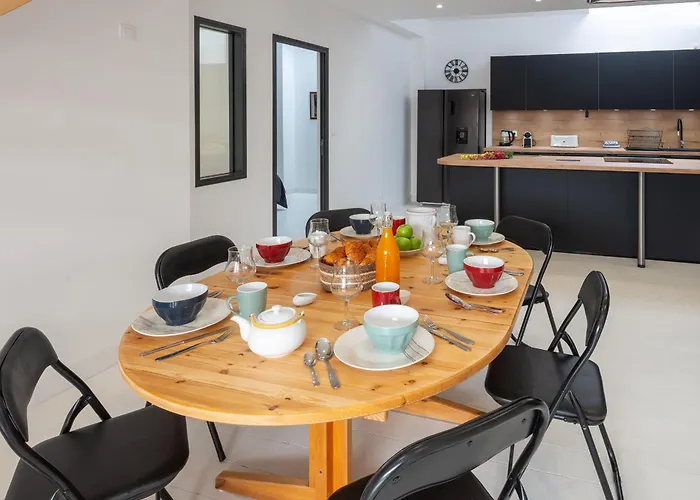 La Terrasse - Wifi - Parking - Gare