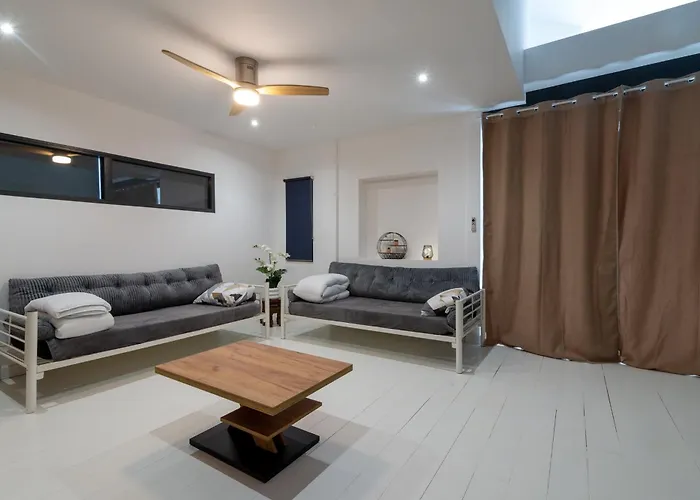 La Terrasse - Wifi - Parking - Gare Vakantiehuis *