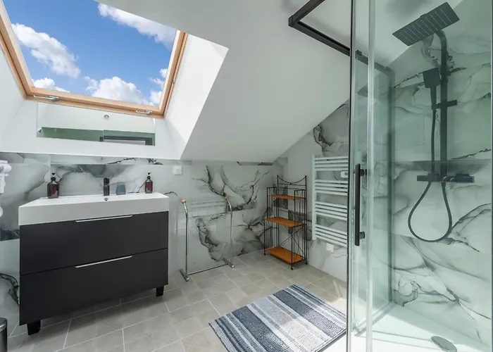 La Terrasse - Wifi - Parking - Gare